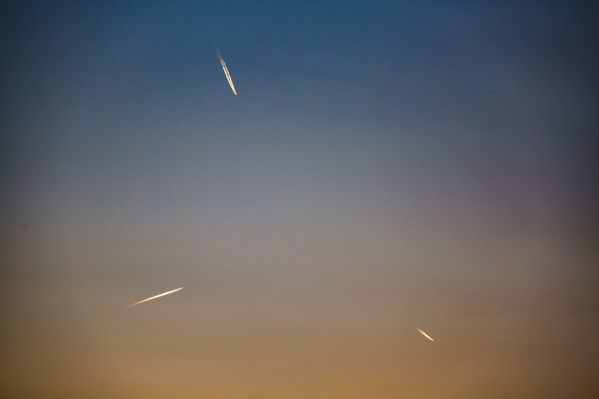 Jets im Sonnenuntergang